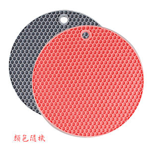 皮久熊耐nice隔熱墊-圓形(顏色隨機出貨)