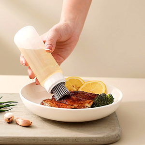 silicone-oil-brush-bottle