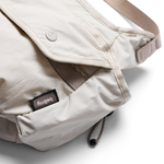 Bellroy Cinch Sling 日常輕盈側背包 斜背包 外出包 禮物 送禮 推薦(燕麥白), , large