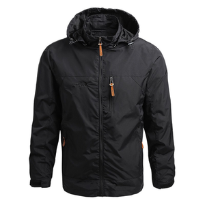 Men&rsquo;s Lightweight Windbreaker Jacket