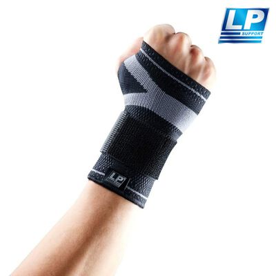 LP SUPPORT 高彈性精銳分級 加壓針織護腕 單入裝 130XT 【樂買網】