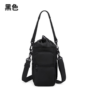 【XINMI鑫米數位】外出必備✨ 多功能側背水壺包 抽繩束口/前置拉鍊口袋 輕量防水斜背包 手機包 黑色/米白