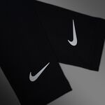 NIKE 輕量跑步臂套2.0 護臂套 袖套 路跑 戶外運動 素色 簡約 防曬 反光 吸濕 排汗 快乾 透氣 黑 白 亮綠, , large