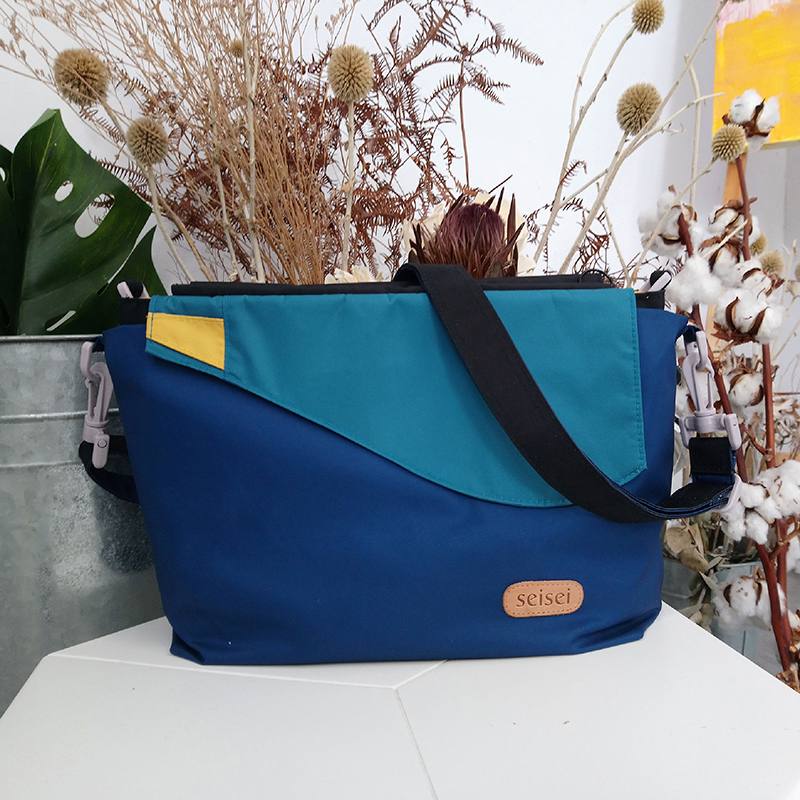 Eco-friendly Crossbody bag & tote bag Two-in-one, Reversible yoyo bag (Indigo), , large