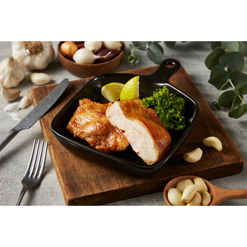 Garlic Sauce Chicken Thighs, , large