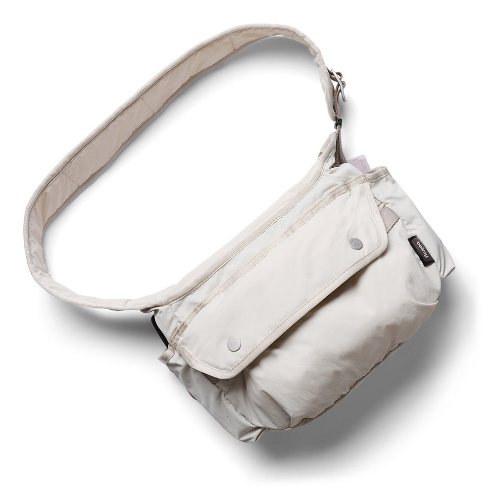 Bellroy Cinch Sling 日常輕盈側背包 斜背包 外出包 禮物 送禮 推薦(燕麥白), , large
