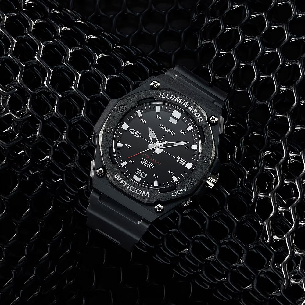 CASIO 卡西歐 運動風大三針手錶-黑 MW-620H-1AV, , large