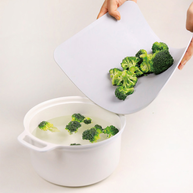 Scratch-resistant synthetic rubber cutting board, , large