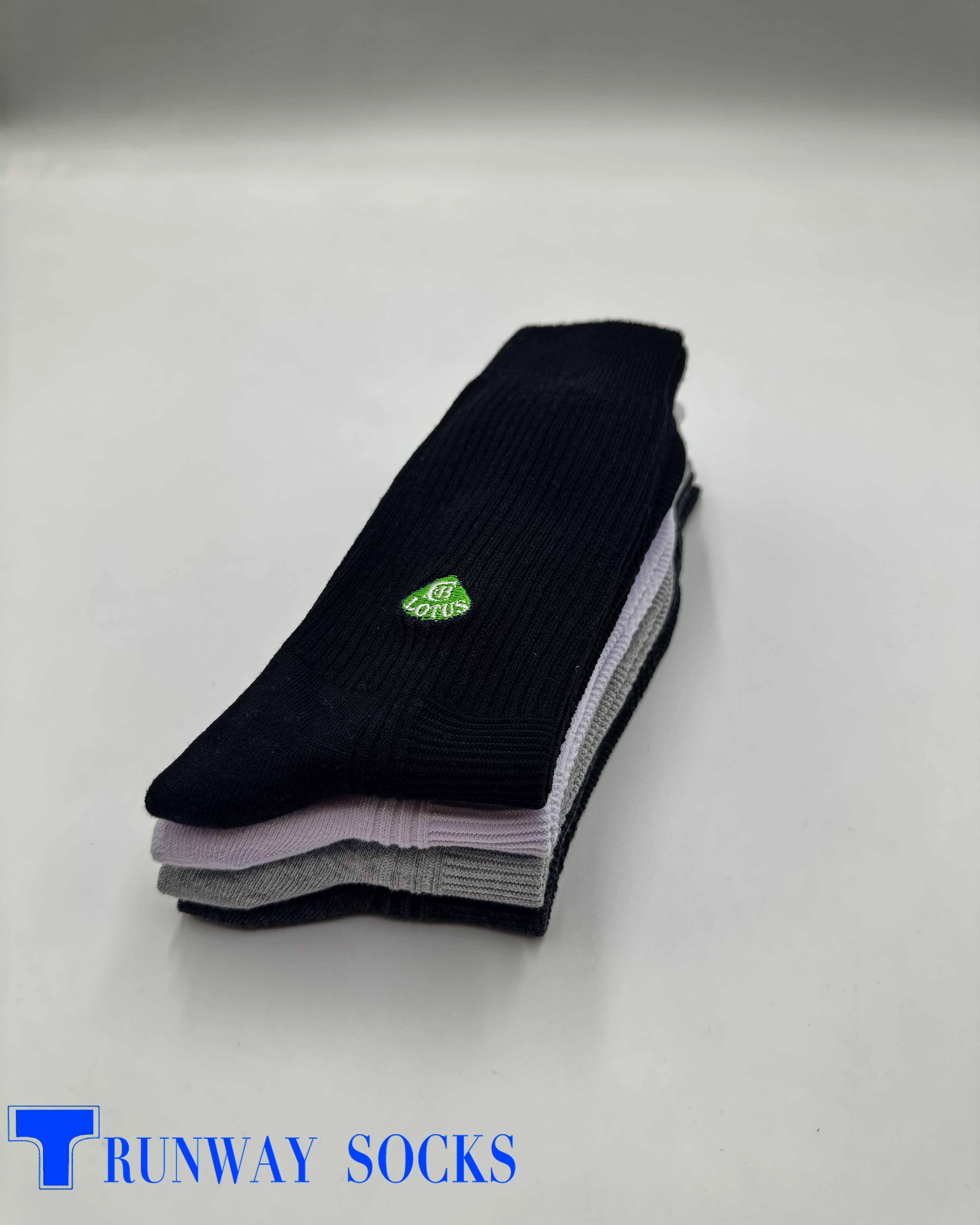 Carrefour Exclusive｜RUNWAY &ldquo;Lotus&rdquo; Classic Striped Socks &ndash; British Gentleman Style, Premium Double-Needle Knit, Embroidered Crew Socks for Men, Black, 1 Pair, , large