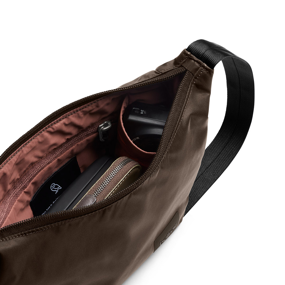 Bellroy Laneway Crescent Bag 2.5L 小型月亮包 側背包 斜背包 男包 女包 (自然岩灰）BOAA-RVR-238, , large