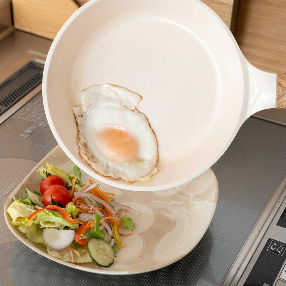 【HANAKO】Japan 6-Layer Ceramic Nonstick Frying Pan 26cm (Compatible with IH & Gas Stoves / Fast Heating & Easy to Clean / Lightweight Design), , large