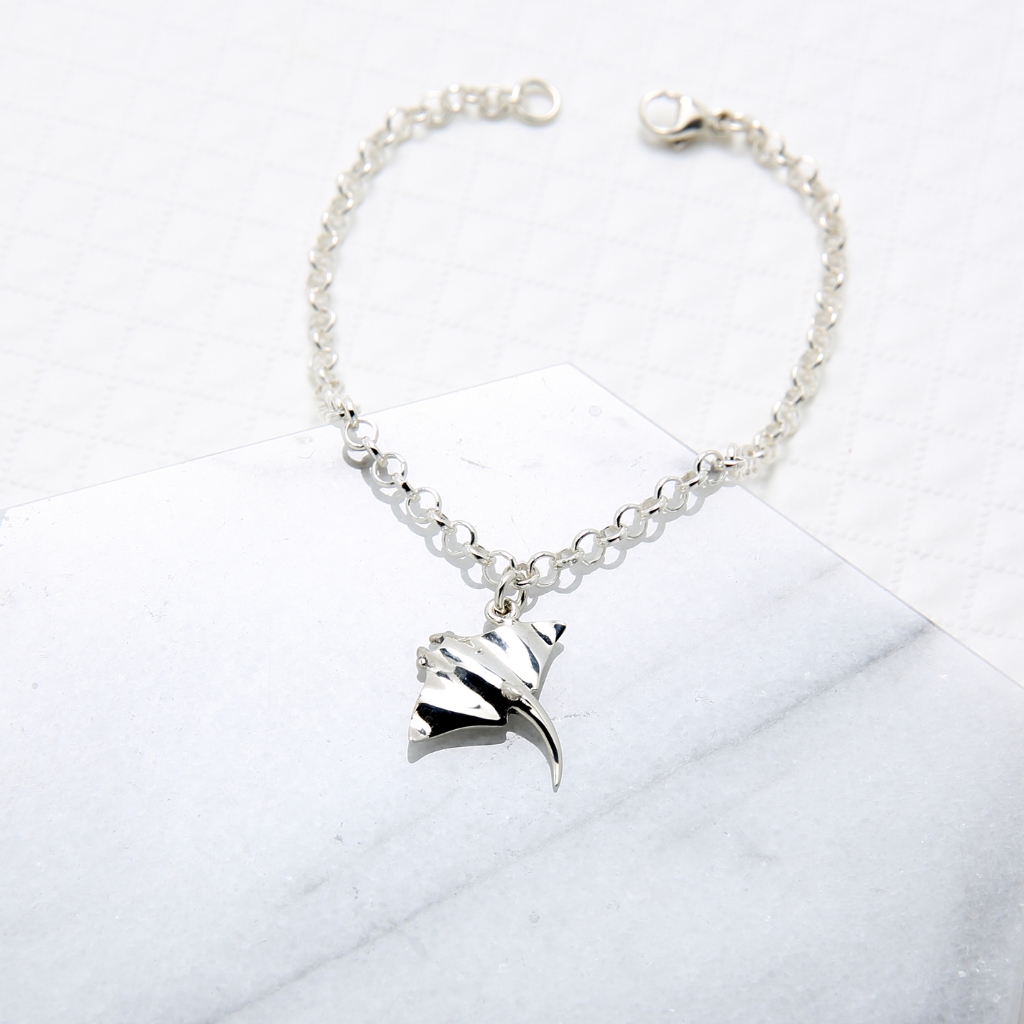 【Angel & Me】Lucky Manta Stingray s925 sterling silver bracelet Birthday gift, , large