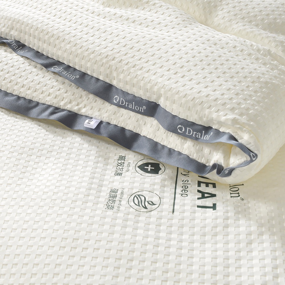 【Betrise】German Patented Fiber German Velvet Antibacterial Heat Storage Warm Winter Quilt (Double 6X7 Feet) - Exclusive Upgrade 3KG, , large