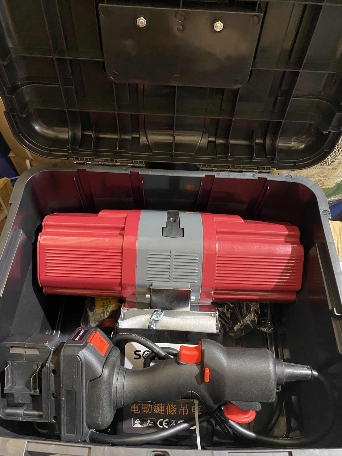 WIN五金 松盈牌 110V 500公斤 <6米> 充電式電動鍊條吊車 迷你型電動吊車 電動絞盤 手動絞盤 鍊條吊車 手拉吊車, , large