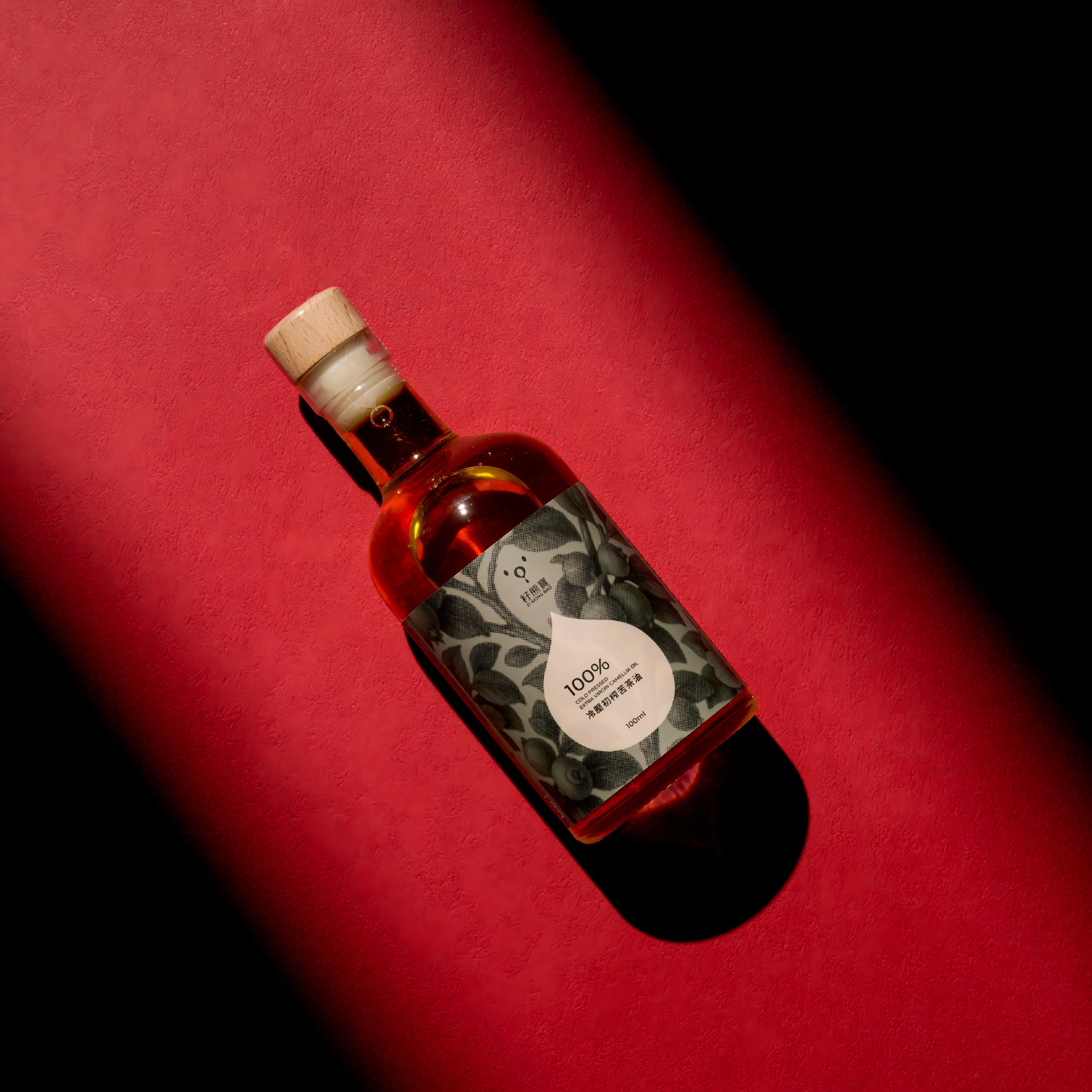 [ZI XIONG BAO CAMELLIA OIL] BAISHATUN MATSU GIFT BOX ( FRESH SEEDS FRESH SQUEEZED 245ML *1 BOTTLE & APPLE TEA 2G * 10 BAGS), , large