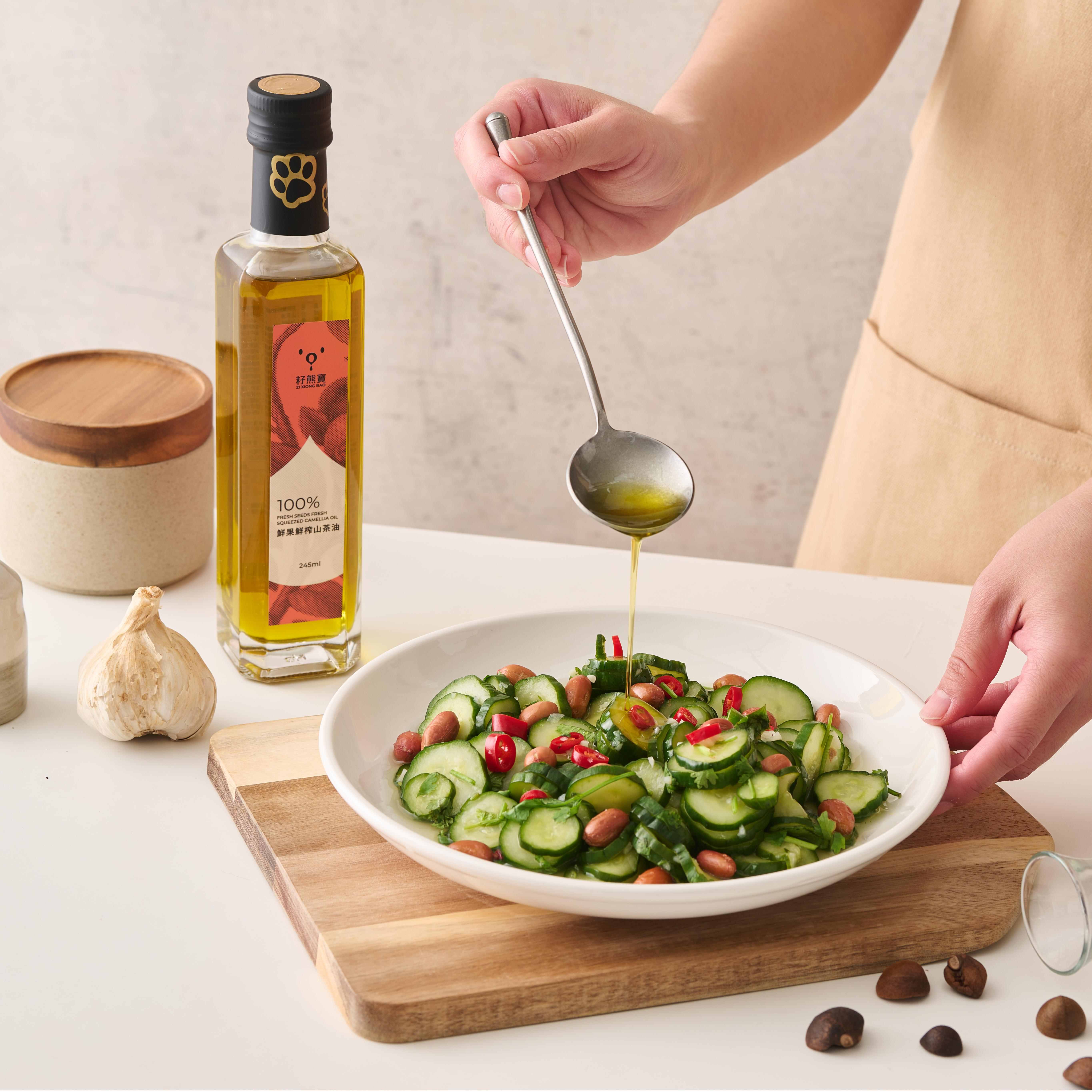 [ZI XIONG BAO CAMELLIA OIL] SUPERIOR EXTRA VIRGIN CAMELLIA OIL 250mlx 3 bottle & FRESH SEEDS FRESH SQUEEZED CAMELLIA OIL 245mlx 3 bottle, , large
