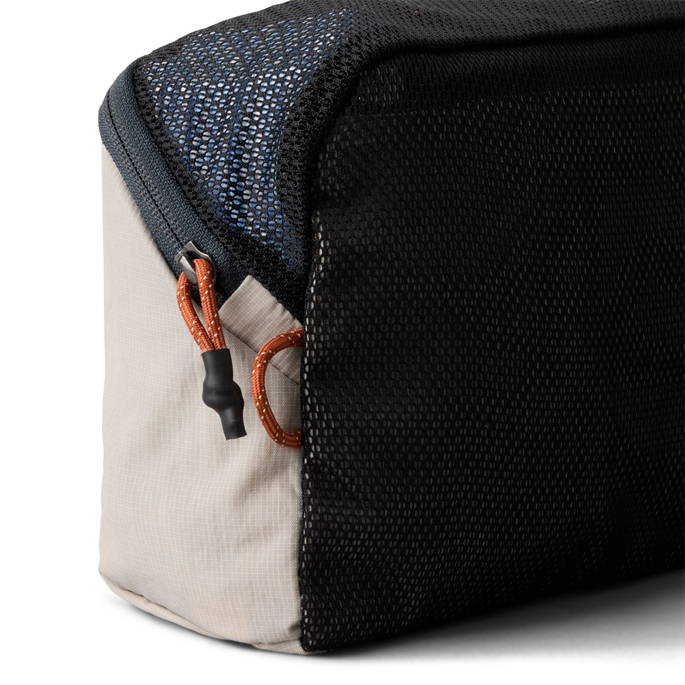 Bellroy Lite Packing Cube 4L 旅行收納袋 衣物收納 化妝包 小物收納包 盥洗包 禮物 送禮 推薦(灰白色), , large