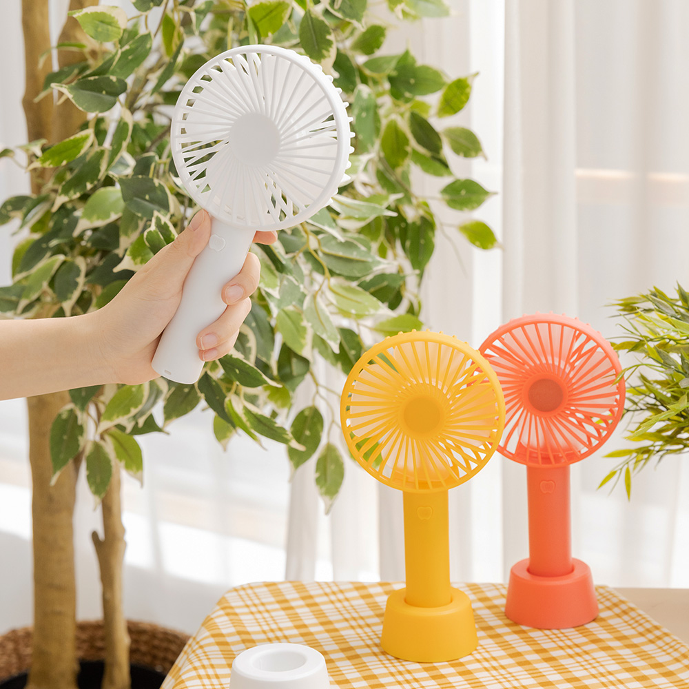 【YU Living】繽紛糖果手持扇 多功能 可站立 手拿-黃色, , large