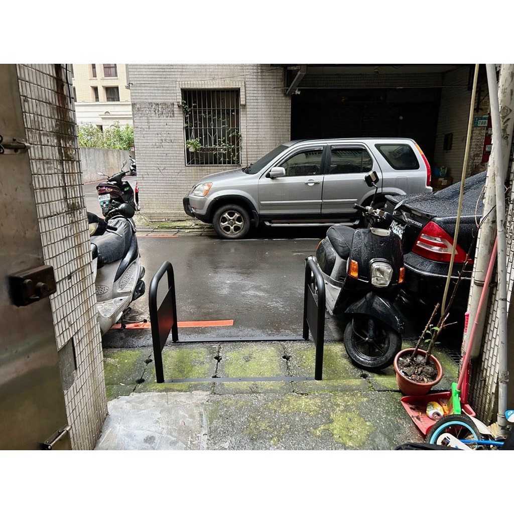 【 SHAONIANNA.TW 】店門口防停車通道架｜高強度一體成型金屬拒馬｜夜市商圈排隊動線架｜商用出入口引導架｜防違停欄杆 安全保障, , large