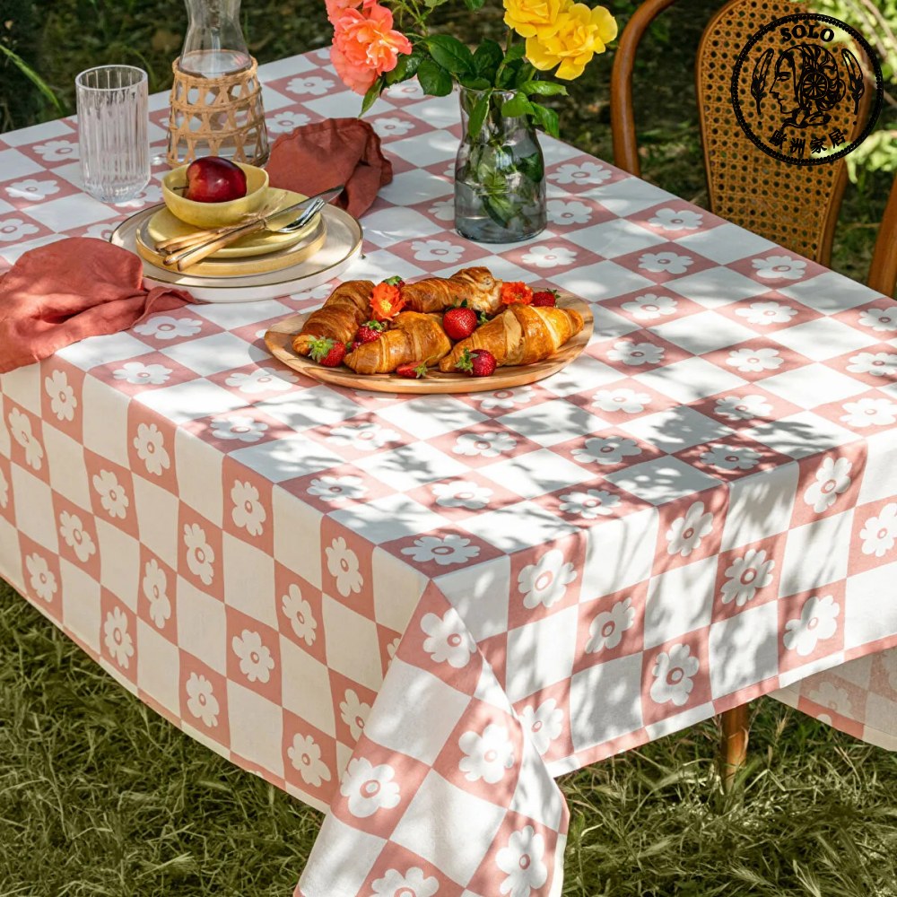【SOLO Vintage】LCW Home 150x150cm Pink Flower Table Cloth Made in Turkey, , large