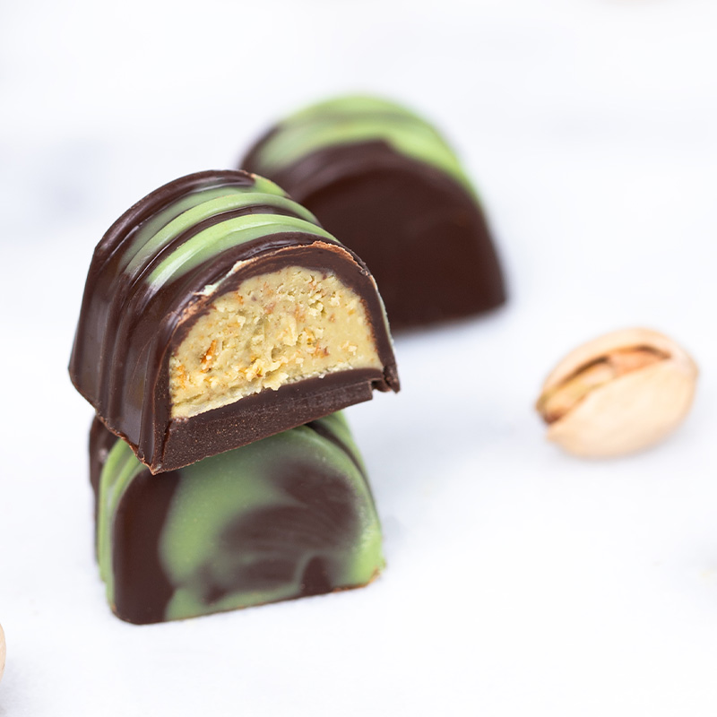 Dark chocolate sweets with kadayif dough and pistacho filling, , large