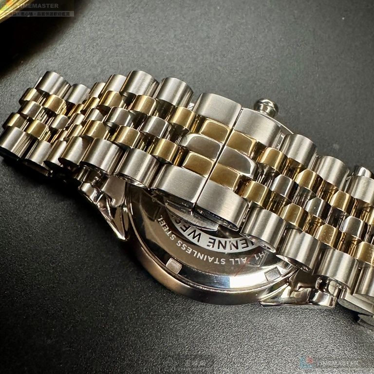 [星晴錶業]Vivienne Westwood手錶,38mm,VW30325銀白色錶面金色錶殼金銀相間精鋼錶帶款, , large