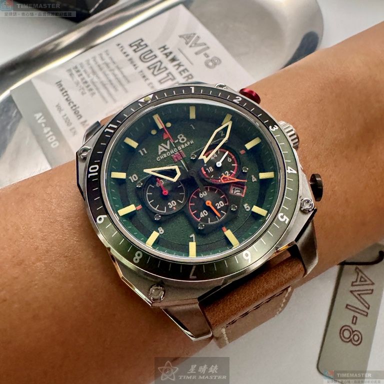 [星晴錶業]新品牌手錶,44mm,AV52111墨綠色錶面銀錶殼咖啡色真皮皮革錶帶款, , large