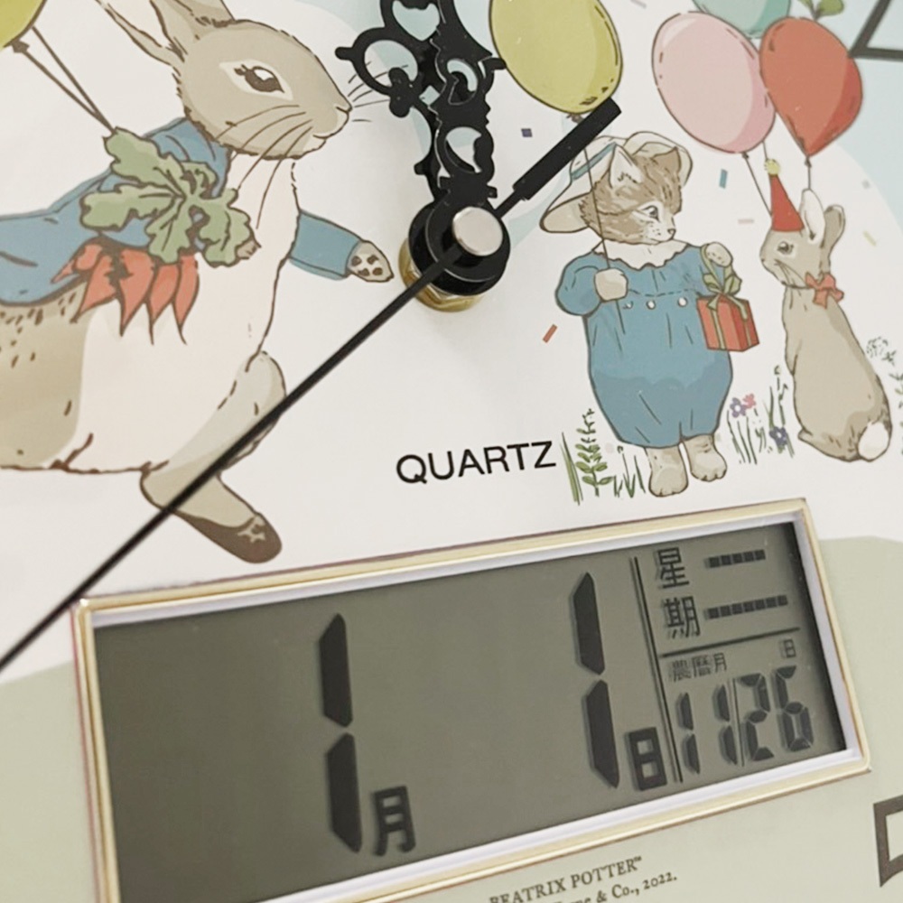 【世豐】PETER RABBIT 比得兔電子雙顯鐘 - 比得兔歡樂時光 ( 正版授權 ), , large