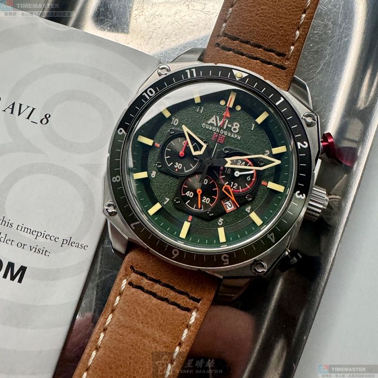 [星晴錶業]新品牌手錶,44mm,AV52111墨綠色錶面銀錶殼咖啡色真皮皮革錶帶款, , large