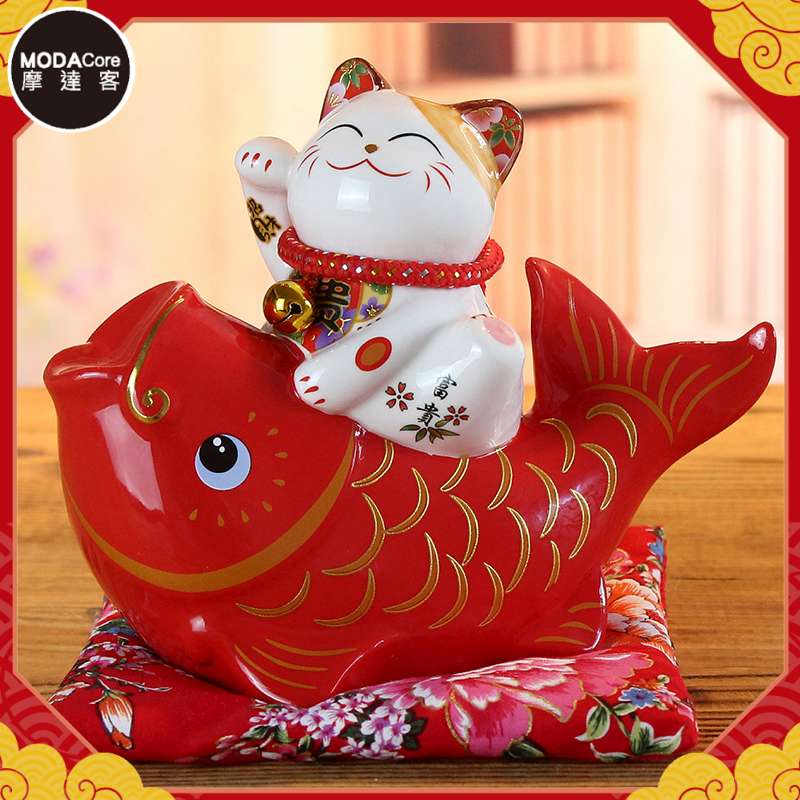 摩達客◉春節開運招財◉年年有魚躍龍門招財貓(含坐墊)_撲滿存錢桶擺飾桌飾, , large