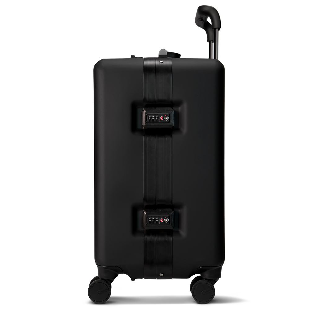 OUMOS Double Black Cabin 21, , large