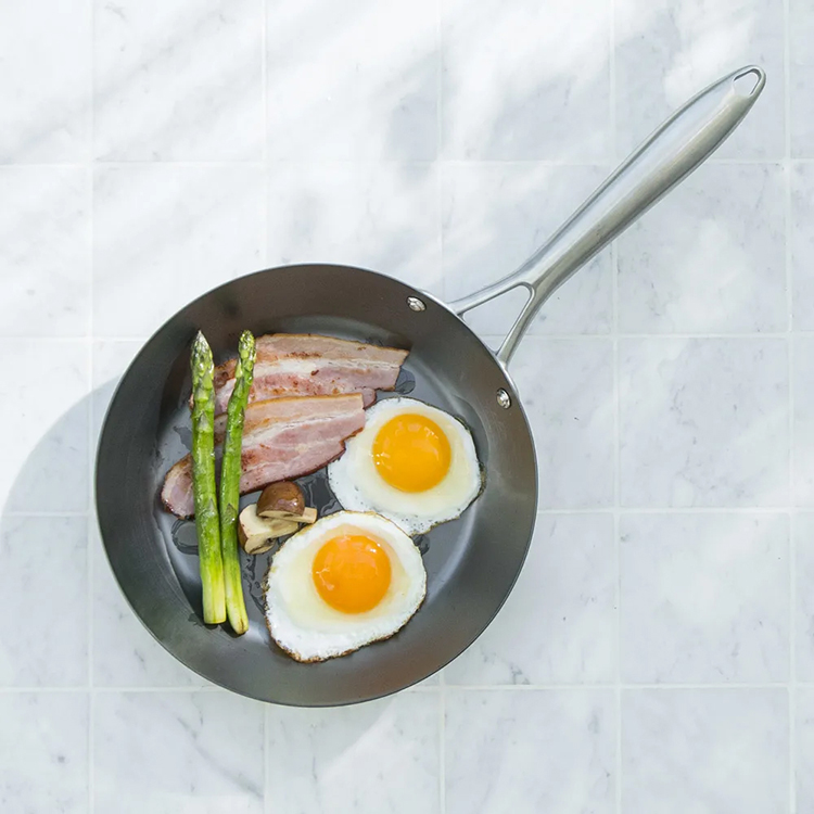 【VitaCraft】Japan-Made Nitrided Iron Coating-Free Single-Handle Iron Frying Pan 24cm (Super Iron Series), , large