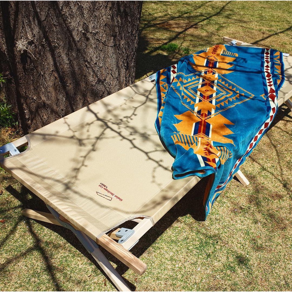 Byer Cot Comparison Maine Heritage Cot, , large
