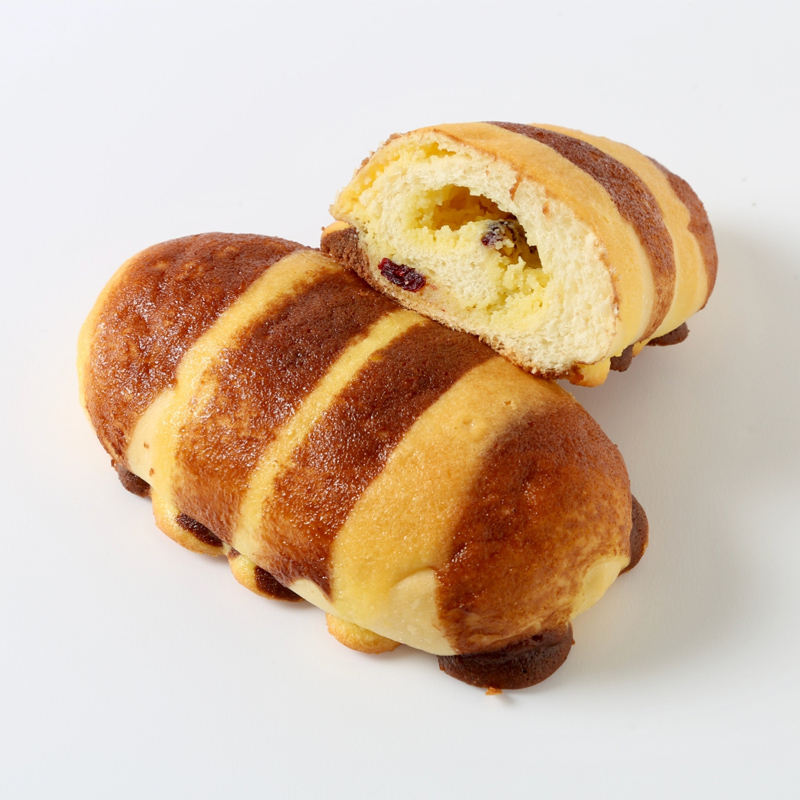 PASADENA Mexican Bun With Cranberry Milky Filling, , large