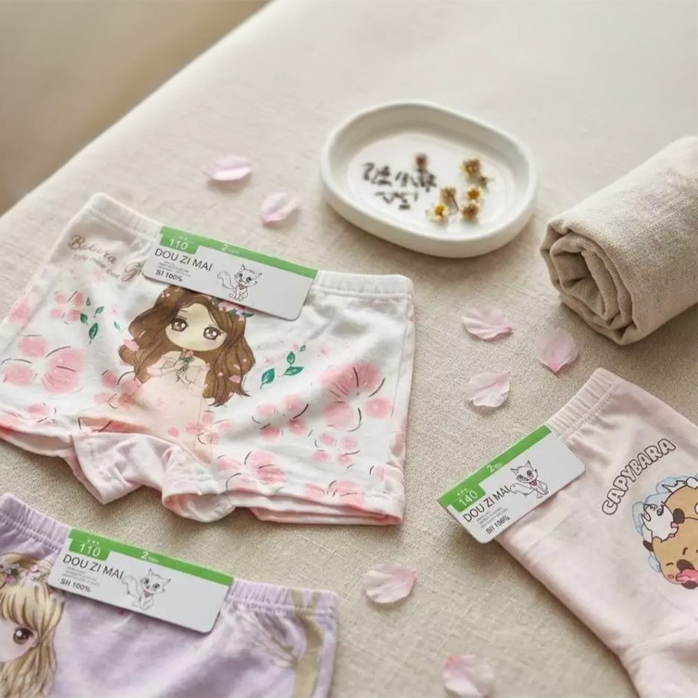 [凱美棉業] 一組2入 彈力萊卡純棉 舒適 透氣 兒童(四角款)內褲 女童純棉內褲, , large