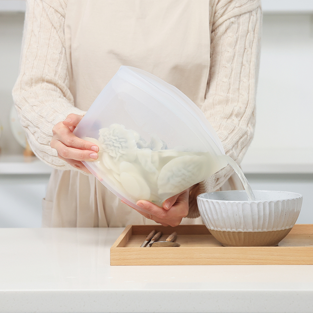 [Korean SiliPot] Platinum Silicone Food Storage Bag (XL) - 1 piece (Microwaveable, suitable for storing food, hot soup, fresh food, and fruit), , large