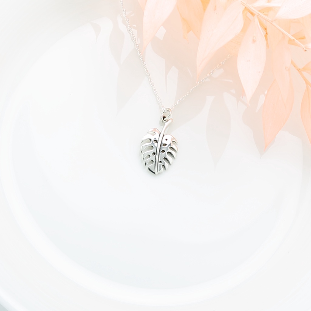 【Angel & Me】Monstera Delici Leaf s925 sterling silver necklace Birthday gift, , large