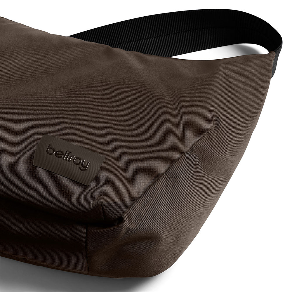 Bellroy Laneway Crescent Bag 2.5L 小型月亮包 側背包 斜背包 男包 女包 (自然岩灰）BOAA-RVR-238, , large