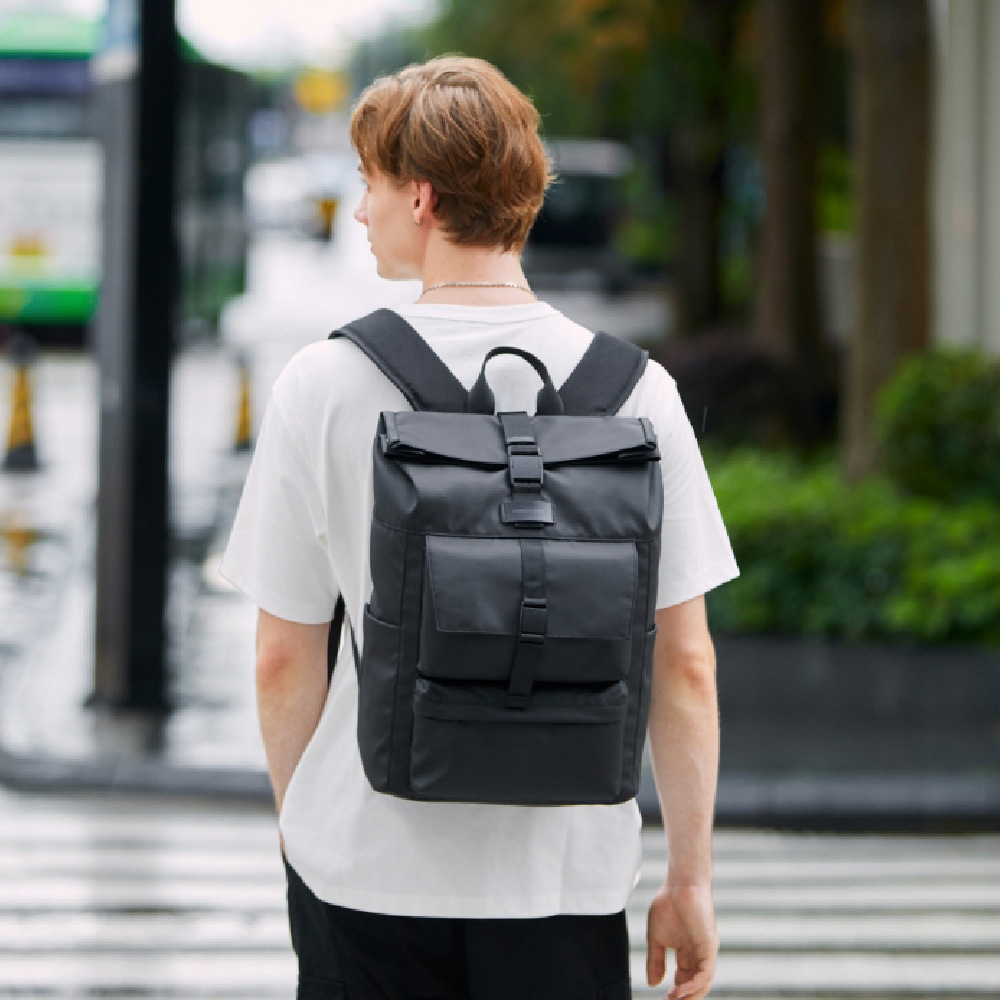 [杰鼎奧拉] KINGSONS｜漫步輕旅捲蓋防水後背包｜減壓背帶｜可容納15.6吋筆電, , large