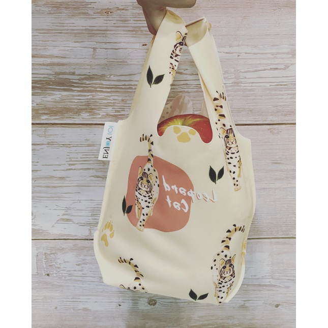 Penguin Reusable Food Storage Bag ( silicone cloth), , large