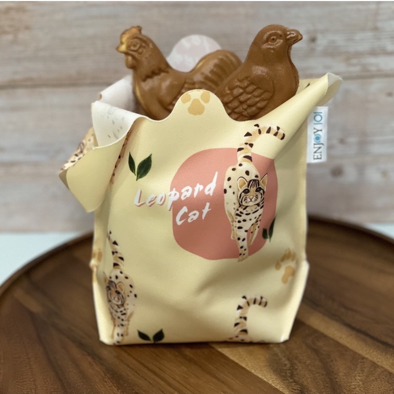 Penguin Reusable Food Storage Bag ( silicone cloth), , large