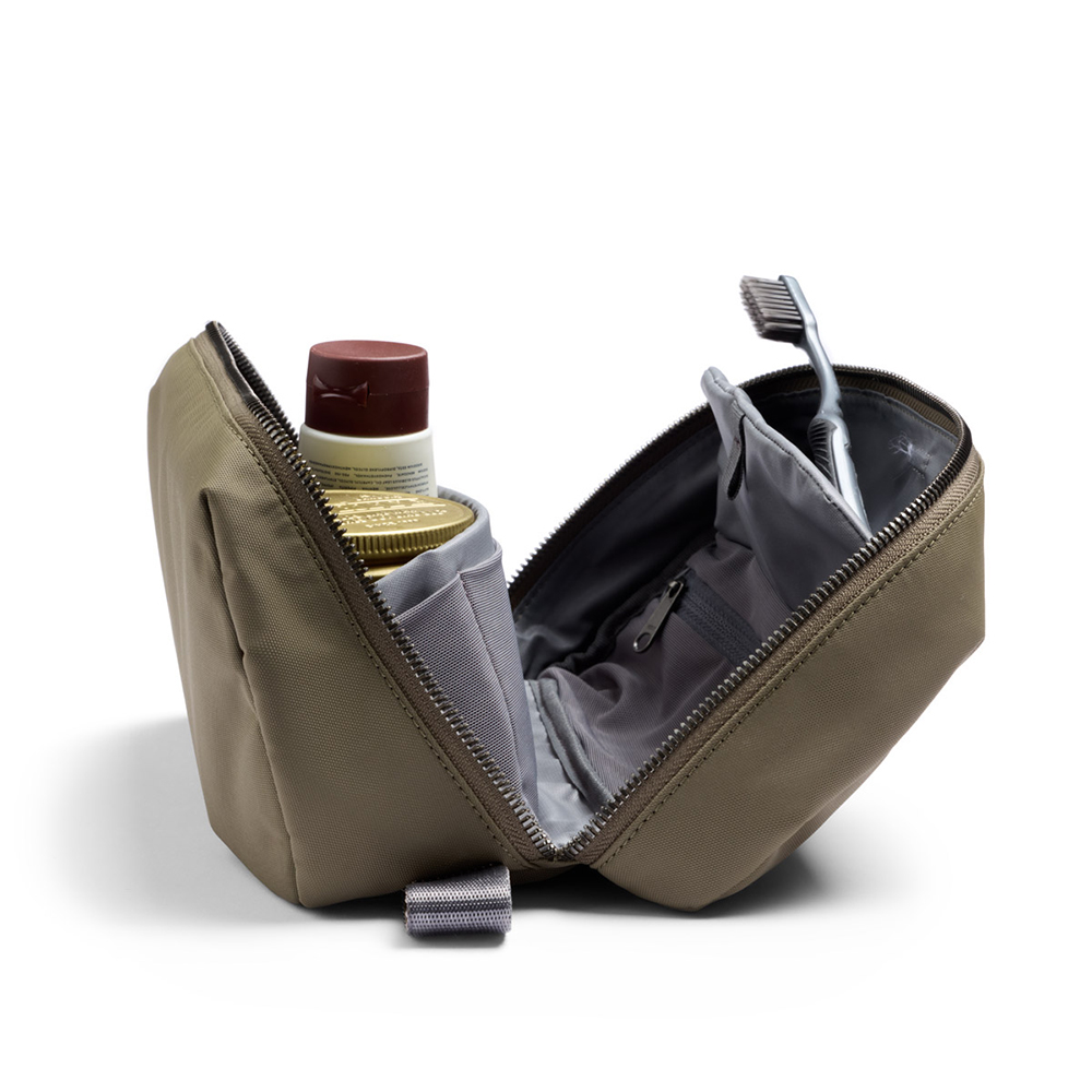Bellroy Toiletry Kit Plus 化妝包 小物收納包 盥洗包 禮物 送禮 推薦(海藻灰綠), , large
