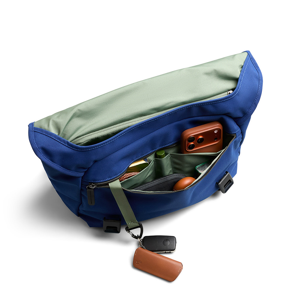 Bellroy Classic Messenger 經典郵差包 側背包 筆電包 學生書包 禮物 送禮 推薦(海軍藍), , large