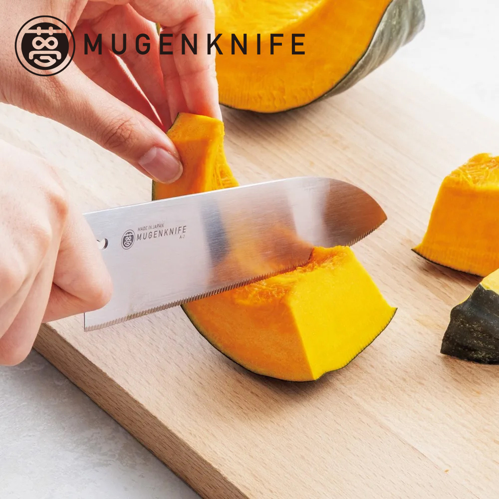 【Kyowa Industry Japan】Japan-Made Santoku Knife 17cm &ndash; Gray (Molybdenum-Vanadium Steel / Serrated Edge / Vegetable Knife / Meat Knife / Multi-Purpose Kitchen Knife / MUGEN Series), , large